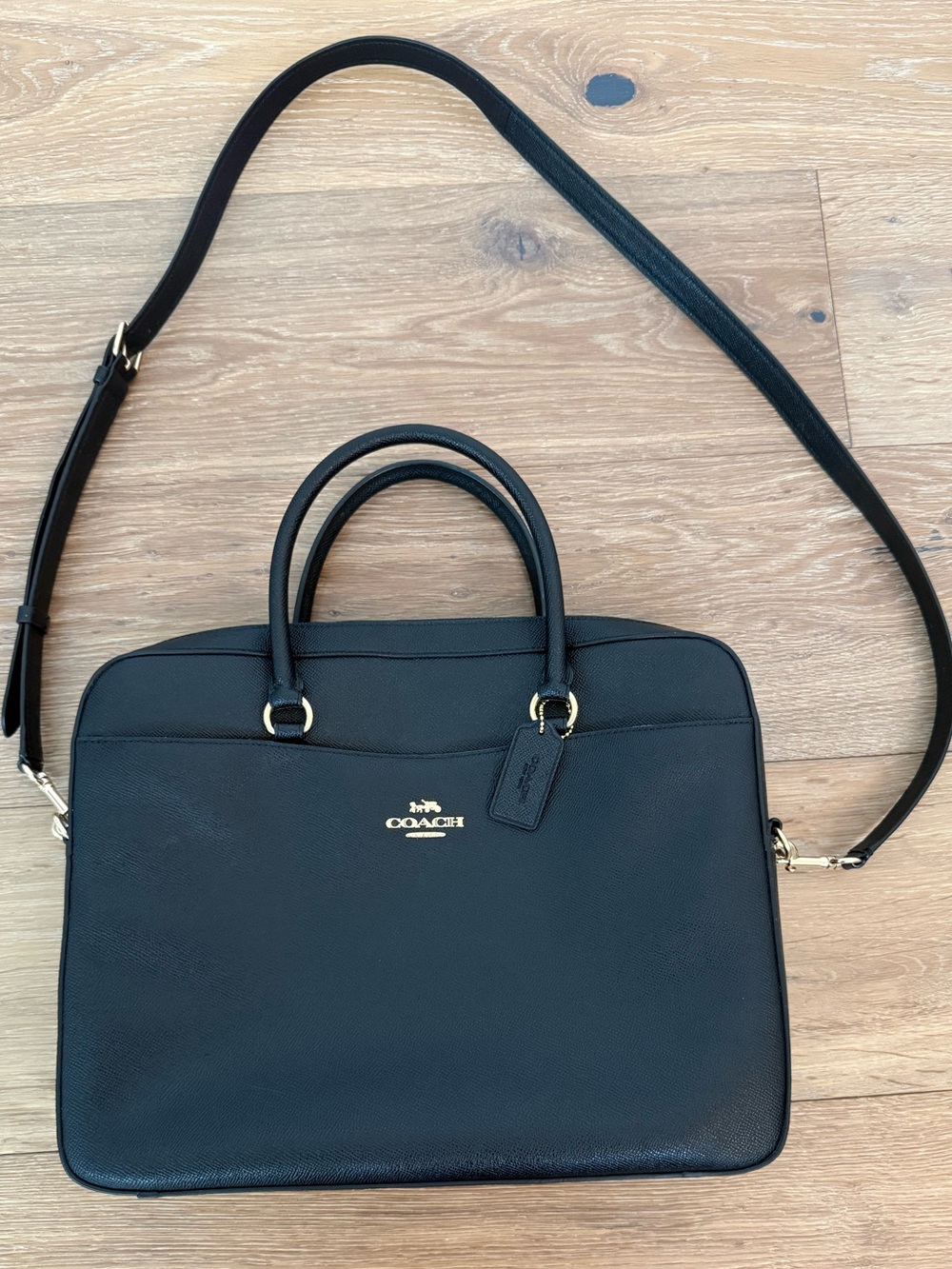 Coach Crossgrain Leather Laptop Bag Briefcase Crossbody in Black F39022